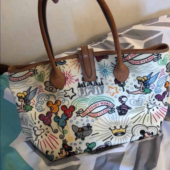 Walt Disney World Dooney & Bourke bag - Picture 3 of 6